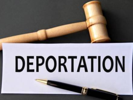 سیاست‌های مهاجرتی سخت‌گیرانه در برابر قوانین حمایتی